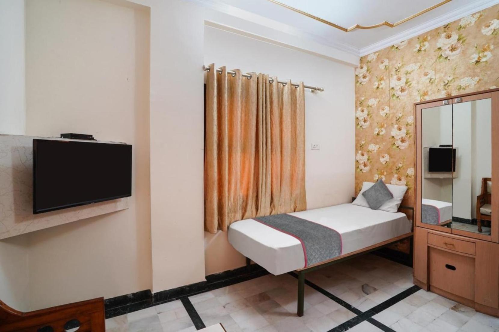 Hotel Vijay Niwas Jaipur Buitenkant foto