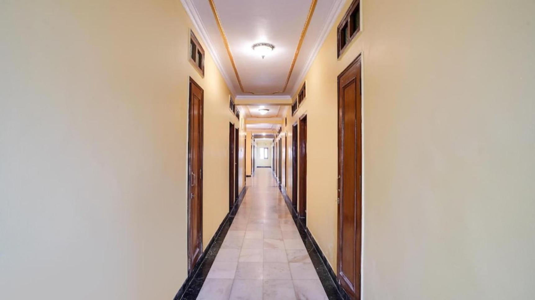 Hotel Vijay Niwas Jaipur Buitenkant foto